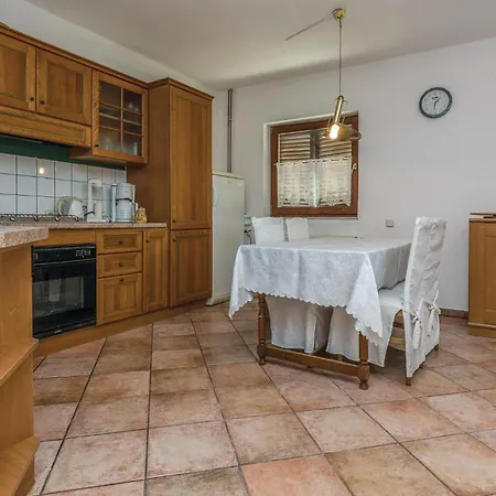 Two-bedroom In * Ražanac