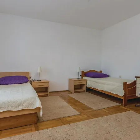 Two-bedroom In Apartment *